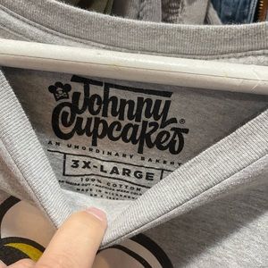 Johnny cupcakes shirt